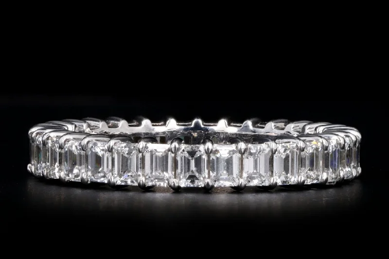 18K White Gold 1.93 Carat Total Weight Emerald Cut Diamond Eternity Band