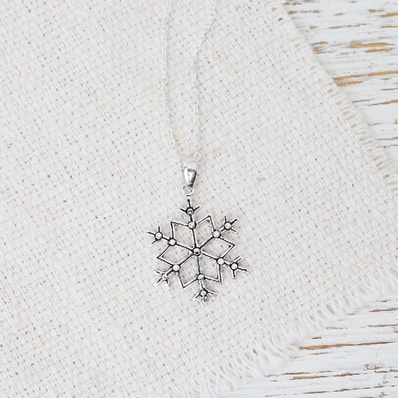 Sterling Silver Snowflake Pendant Necklace