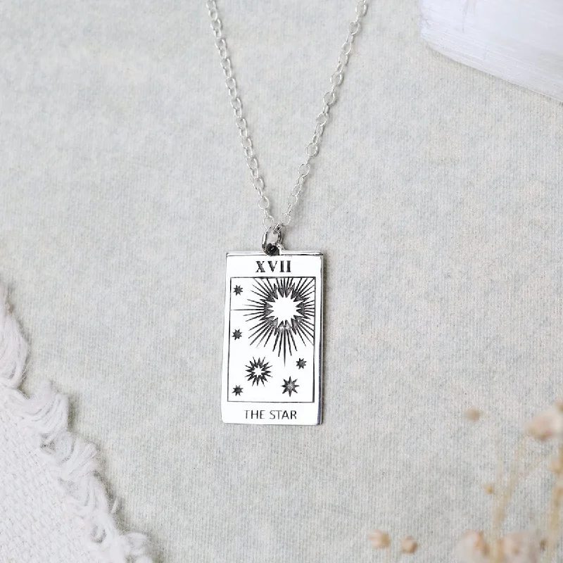 Star Tarot Card Pendant Necklace